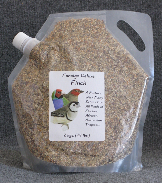 Penn Seed Foreign Deluxe Finch, 2 kg (4.4 lbs) Pour Spout Bag